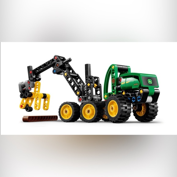LEGO Technic John Deere Harvester - Green and Yellow - Picture 3 of 3